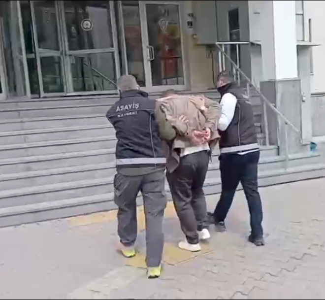 YAĞMA ZANLISI YAKALANDI 