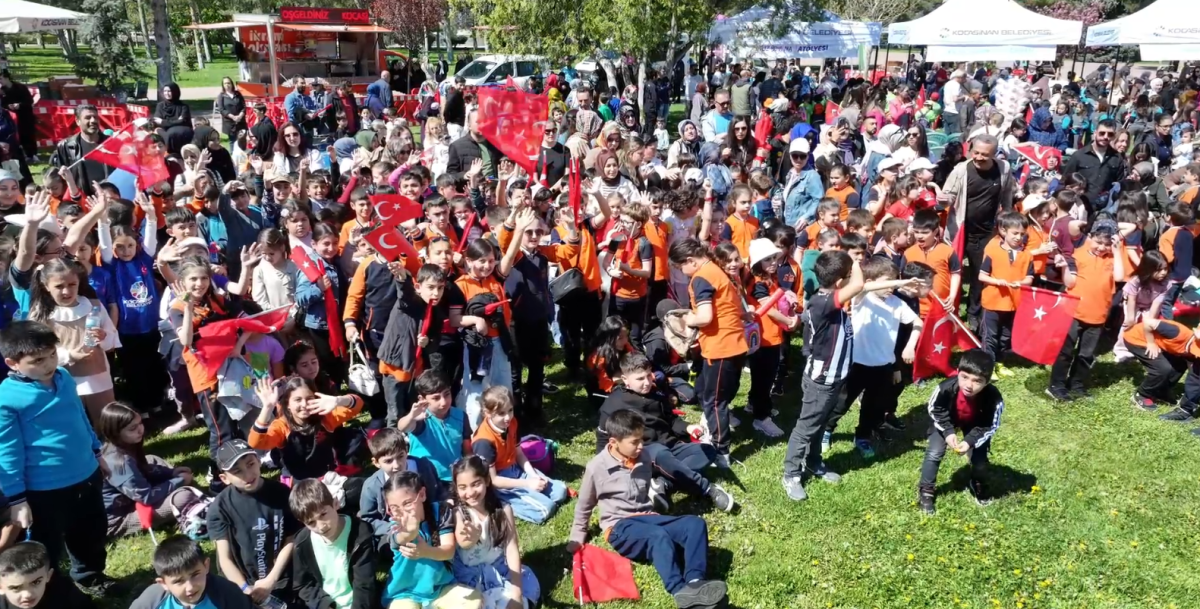 BAŞKAN ÇOLAKBAYRAKDAR’DAN GENÇLİK ŞÖLENİNE DAVET