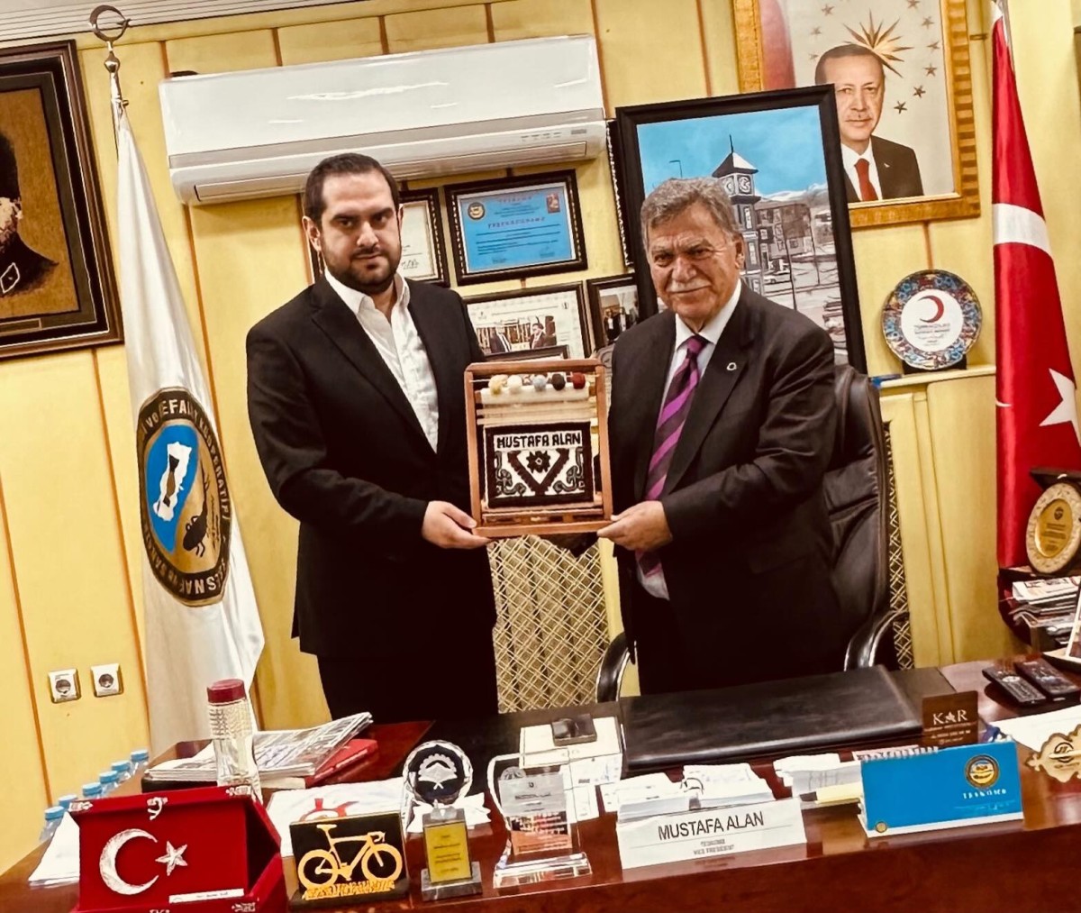 BURAK ÇİMEN'DEN MUSTAFA ALAN'A ANLAMLI ZİYARET