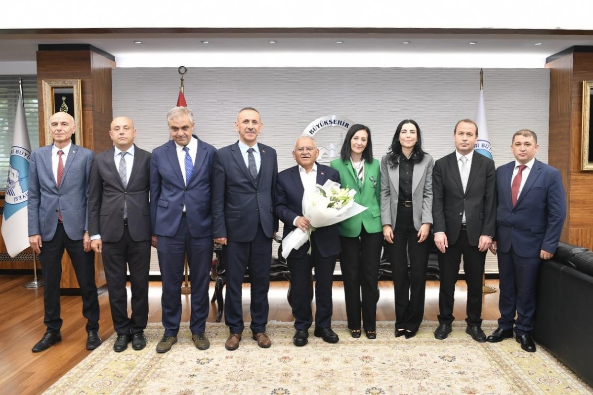 BAŞKAN BÜYÜKKILIÇ’A “ÇEVRE HAFTASI” ZİYARETİ