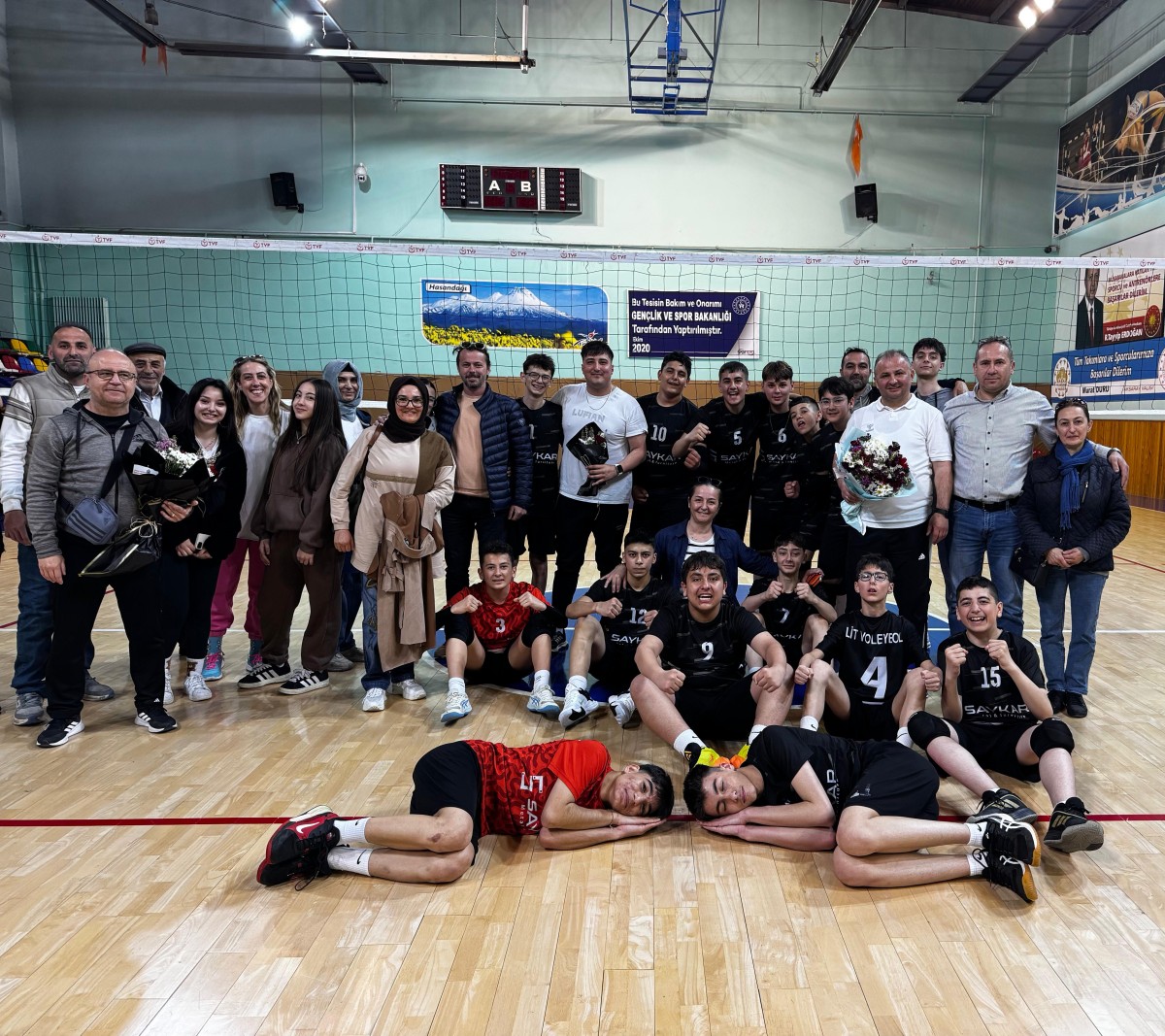 ELİT VOLEYBOL’DAN BÜYÜK BAŞARI: HEDEF TÜRKİYE FİNALLERİ 