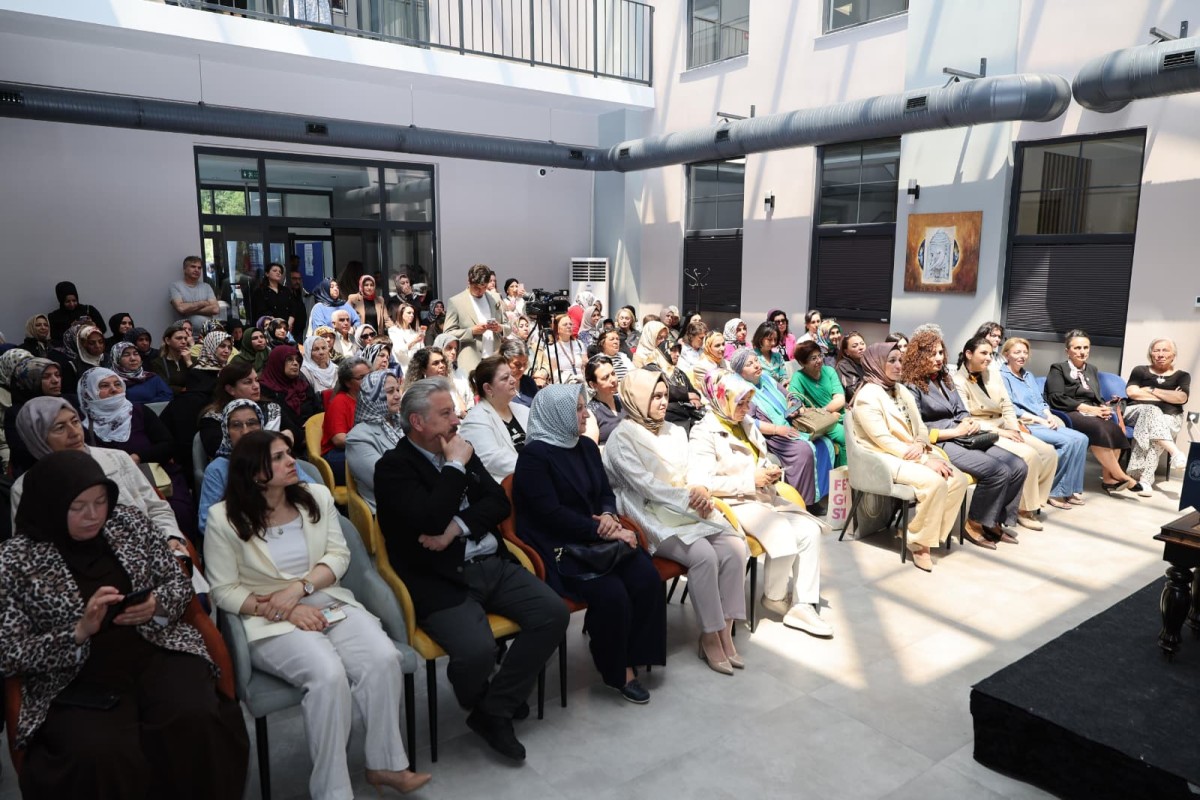 SOSYAL YAŞAMI RENKLENDİREN GÜLÜK SOSYAL YAŞAM MERKEZİ TANITILDI