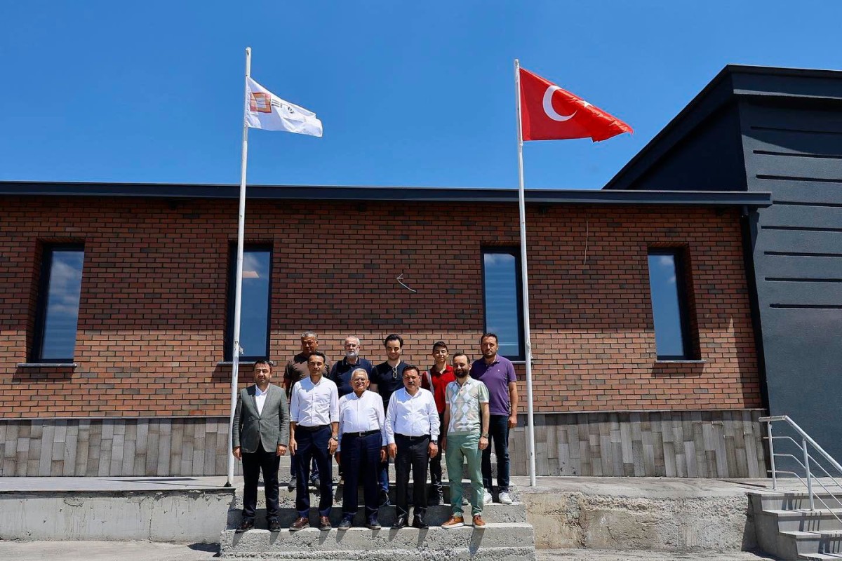 BÜYÜKKILIÇ VE VALİ ÇİÇEK’TEN MELİKGAZİ TÜRBESİ İÇİN RESTORASYON MÜJDESİ