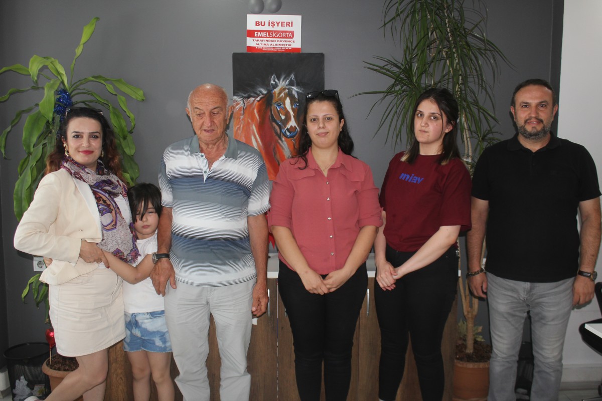 CAHİT İKİLER VE ZEKİ GÜL’E SÜRPRİZ DOĞUM GÜNÜ…