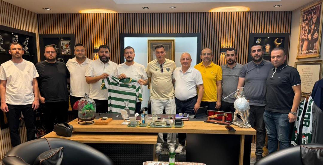 ZORLU MAÇ ÖNCESİNDE TRİBÜN LİDERLERİNDEN DOSTLUK MESAJLARI 