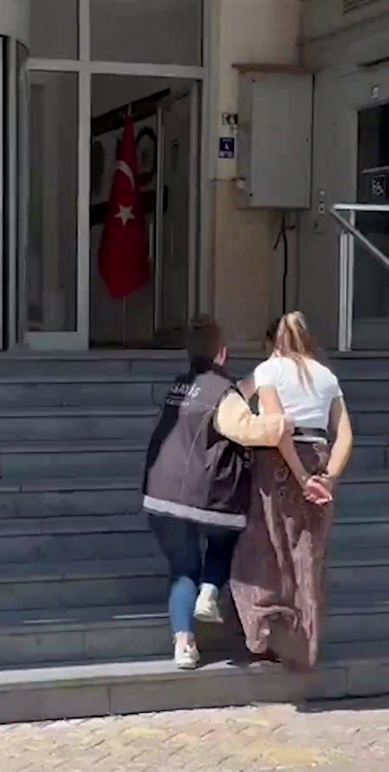 41 YlL CEZASl  NEDENİYLE ARANAN ŞAHIS YAKALANDI 