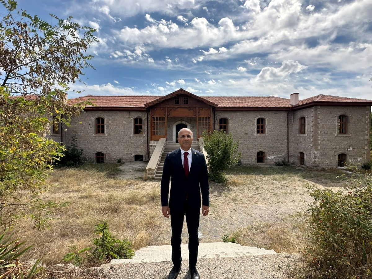 GENÇ: ÇOCUKLAR SOSYAL DlŞLANMA RİSKİ ALTINDA 