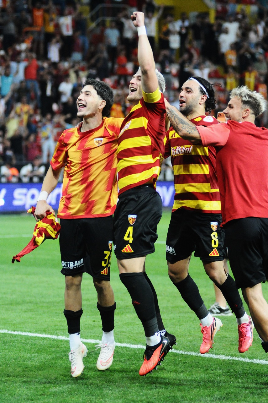 SEFERİ'YE MİLLİ DAVET VAR