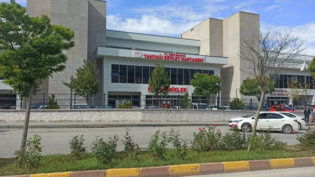 MANTARDAN ZEHİRLENEN 12 KİŞİ HASTANELİK OLDU 