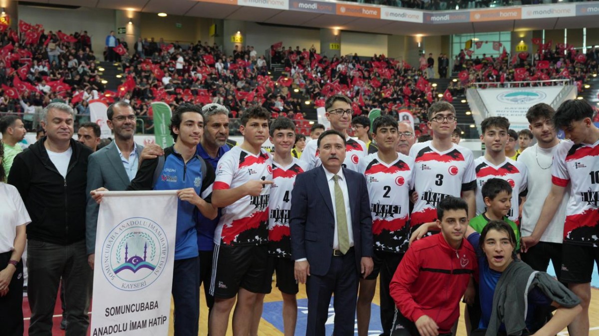 KAYSERİ’DE İMAM HATİP RÜZGARI: 3 BİN SPORCU, TEK YÜREK!