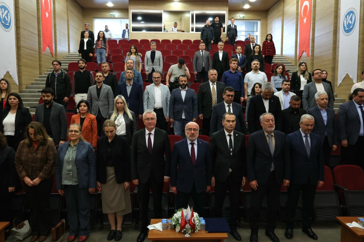 KAYÜ'DE AKREDİTASYON BELGESİ TAKDİM TÖRENİ 