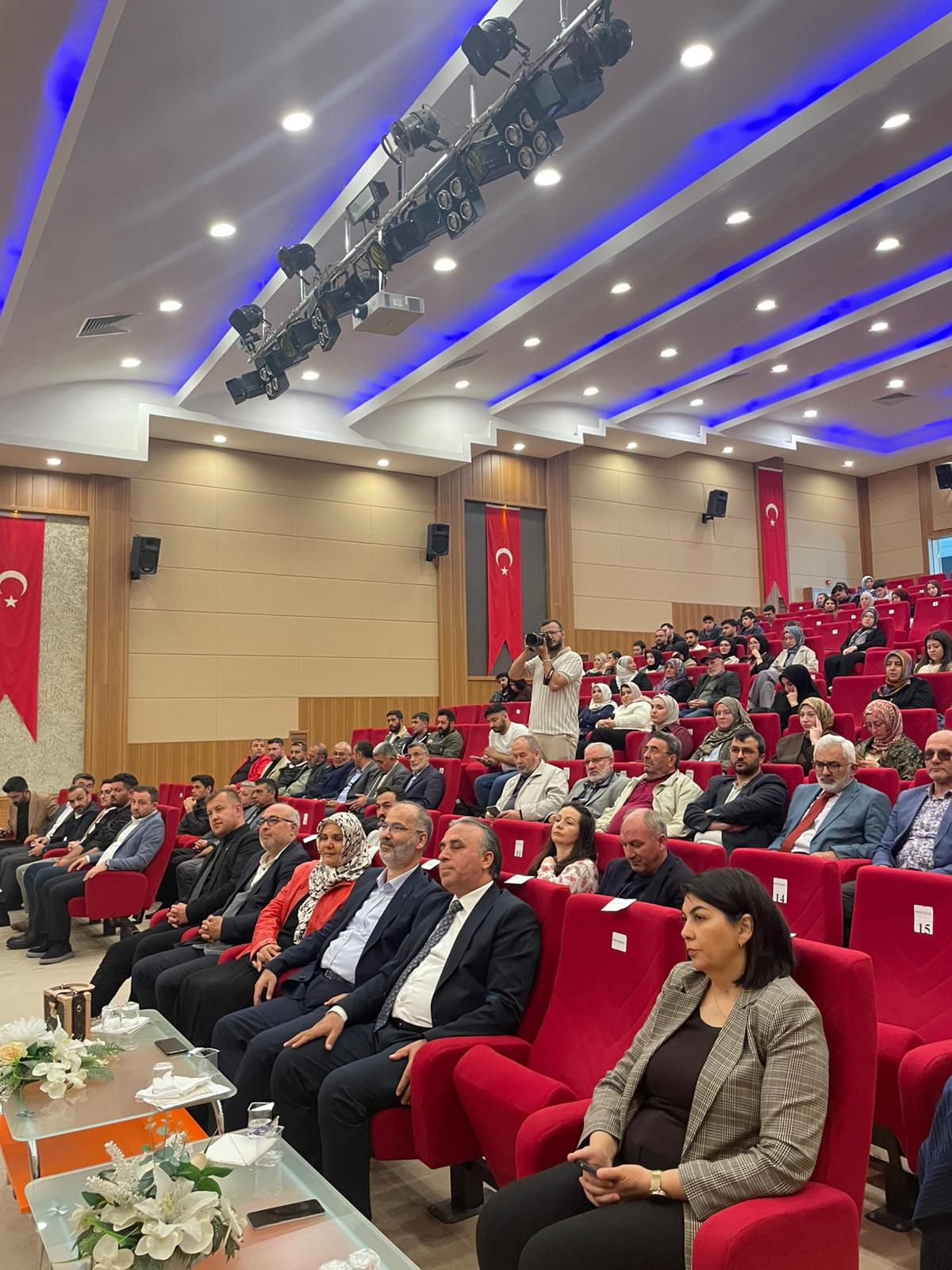 NECİP FAZIL’IN GENÇLİK TASAVVURU DEVELİ’DE KONUŞULDU