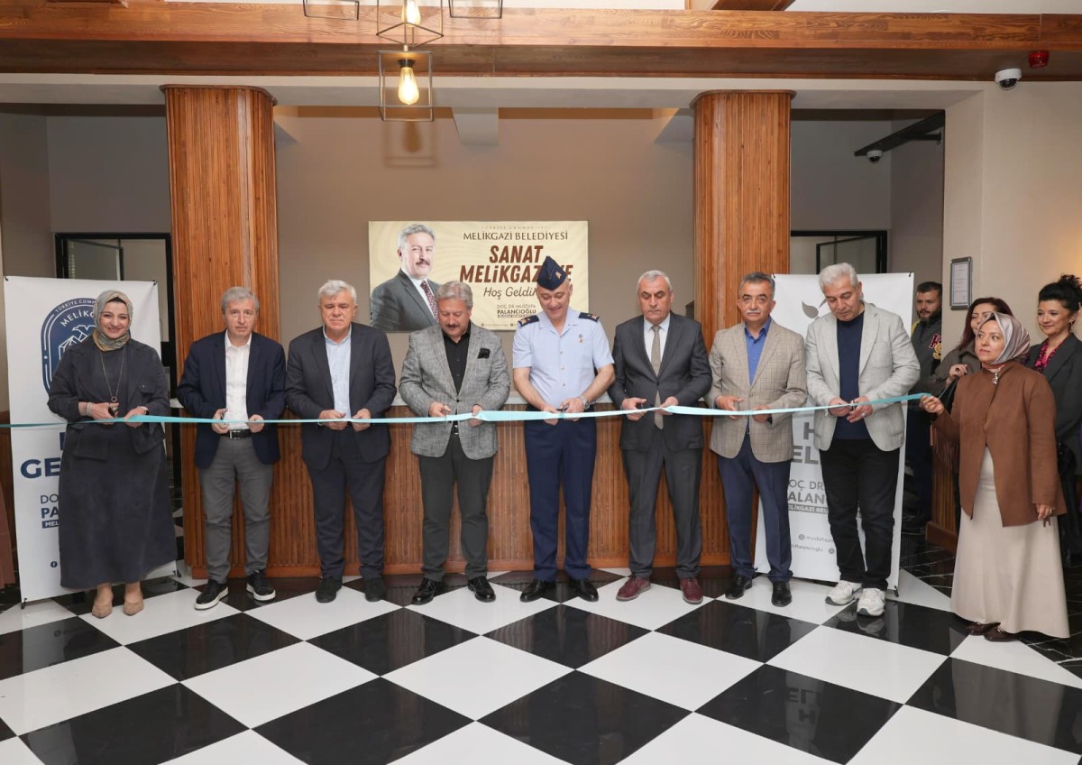 SANAT MELİKGAZİ’DE KARMA RESİM SERGİSİ AÇILDI