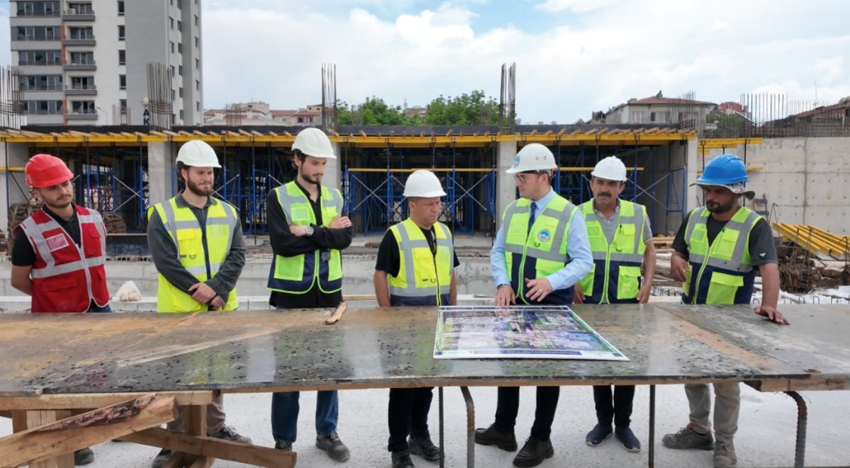BÜYÜKŞEHİR’İN SAHABİYE’DE 4,5 MİLYAR TL’LİK DEV DÖNÜŞÜMÜ HIZLA YÜKSELİYOR