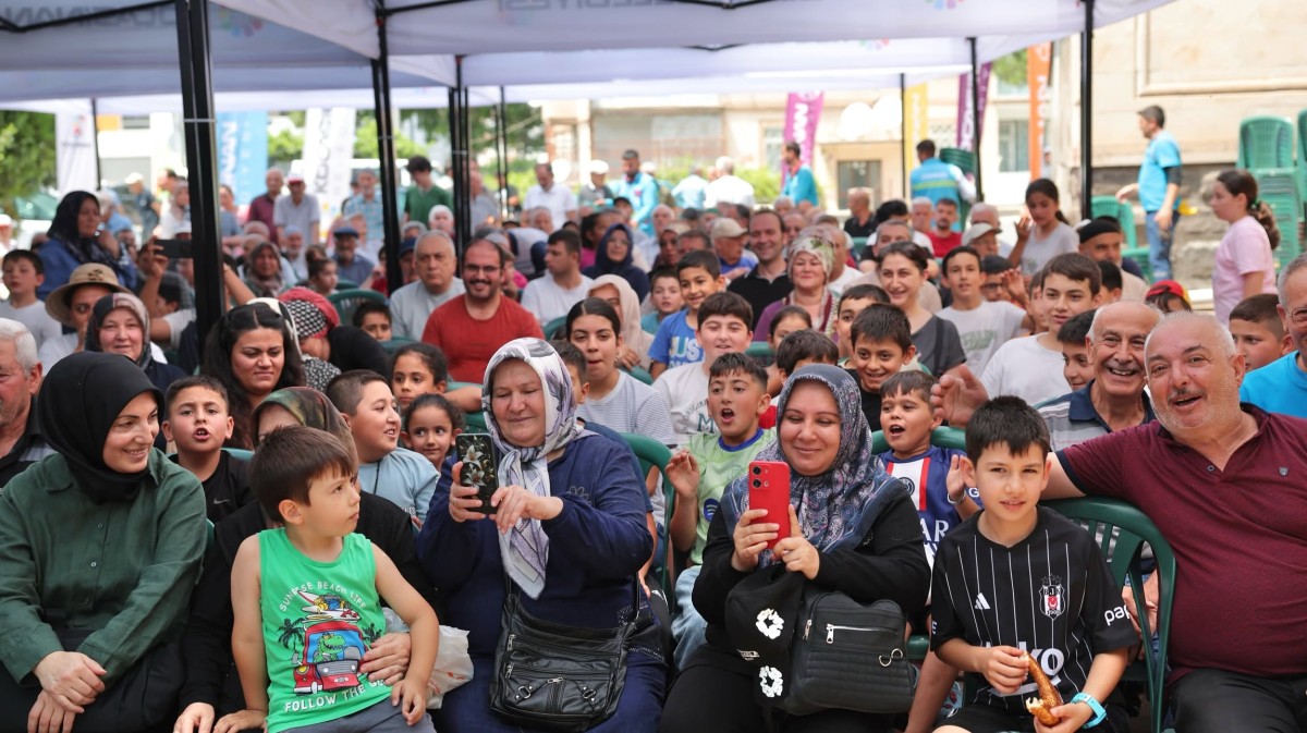 BAŞKAN ÇOLAKBAYRAKDAR, TURGUTREİS MAHALLESİ SAKİNLERİYLE BULUŞTU