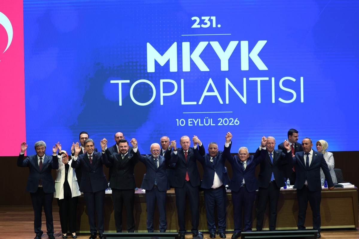 FELAHİYE VE AKKIŞLA BELEDİYE BAŞKANLARI AK PARTİ AİLESİNE KATILDI