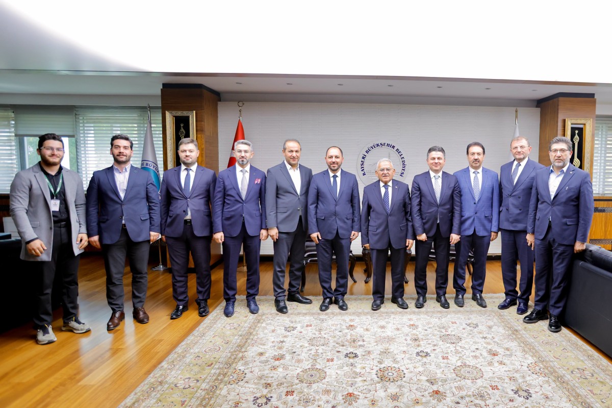  YEŞİLAY HEYETİNİ KABUL ETTİ: “HER DAİM YEŞİLAY’IMIZIN YANINDAYIZ”