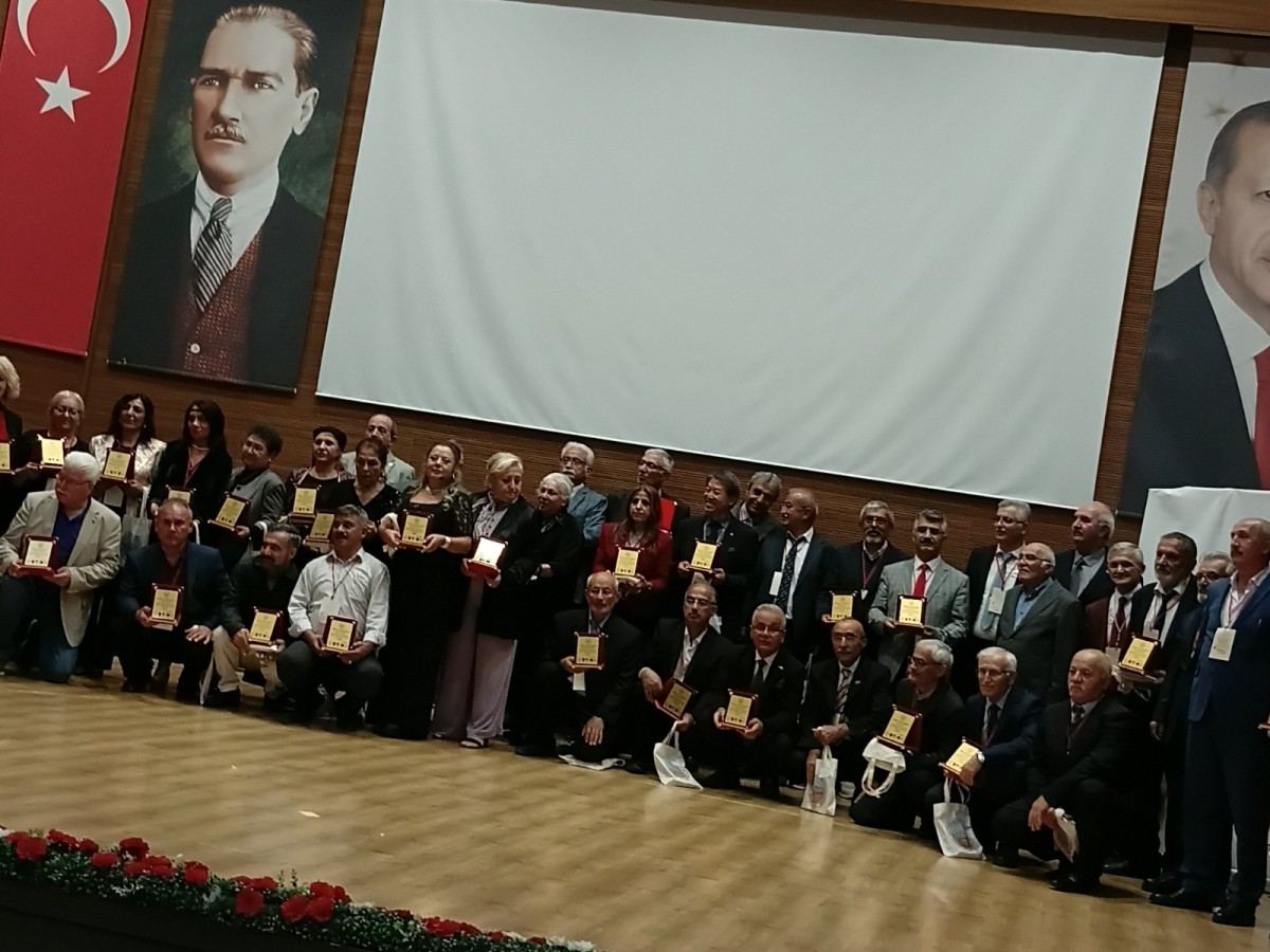 KAYSADER'İN İKİNCİ ULUSLARARASI ŞİİR ŞÖLENİNDE BULUŞTULAR