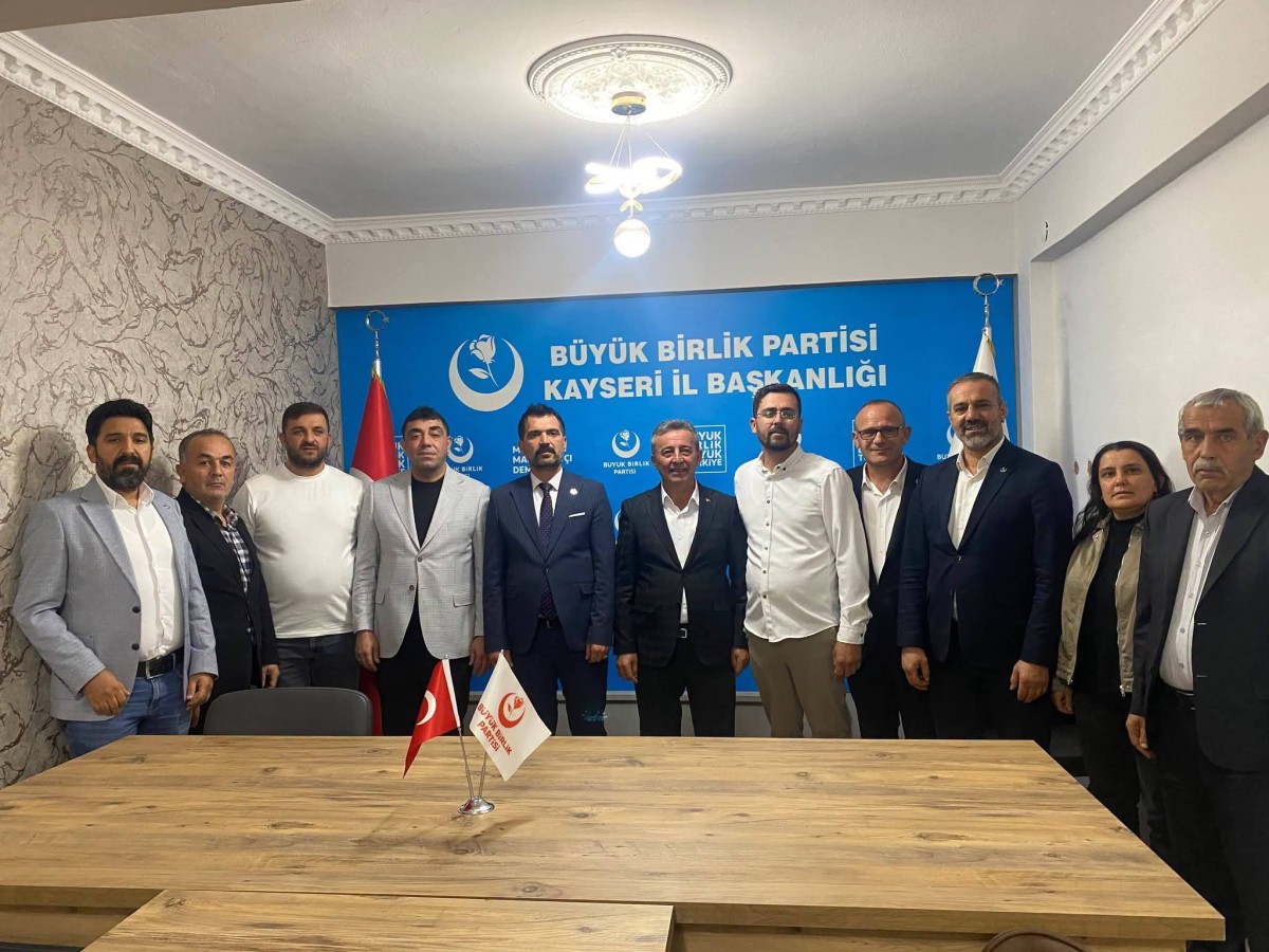 BÜYÜK BİRLİK PARTİSİ DEVELİ'DE TOPLANDI 