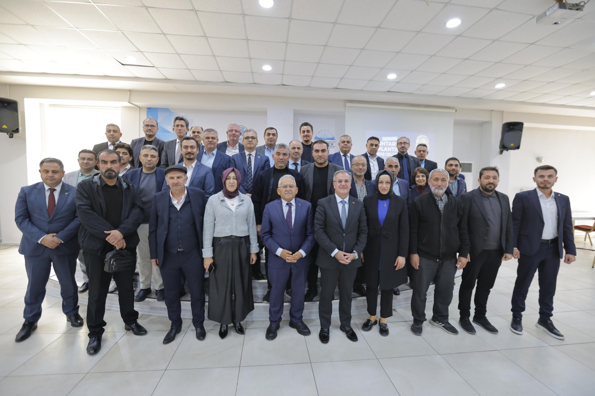BAŞKAN ÖZDOĞAN VE BÜYÜKKILIÇ’TAN MUHTARLARLA İSTİŞARE TOPLANTISI