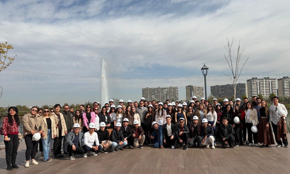 İMO KAYSERİ TEMSİLCİLİĞİNDEN İNŞAAT MÜHENDİSLİĞİ ÖĞRENCİLERİNE BARET TAKMA TÖRENİ