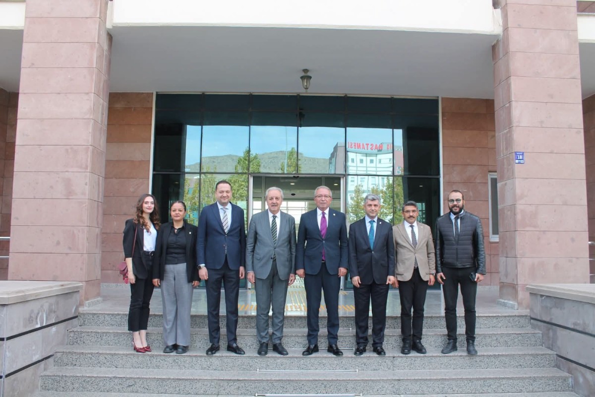 HUKUK PERSPEKTİFİNDEN BAŞKANLAR ANLATIYOR SÖYLEŞİSİ GERÇEKLEŞTİRİLDİ