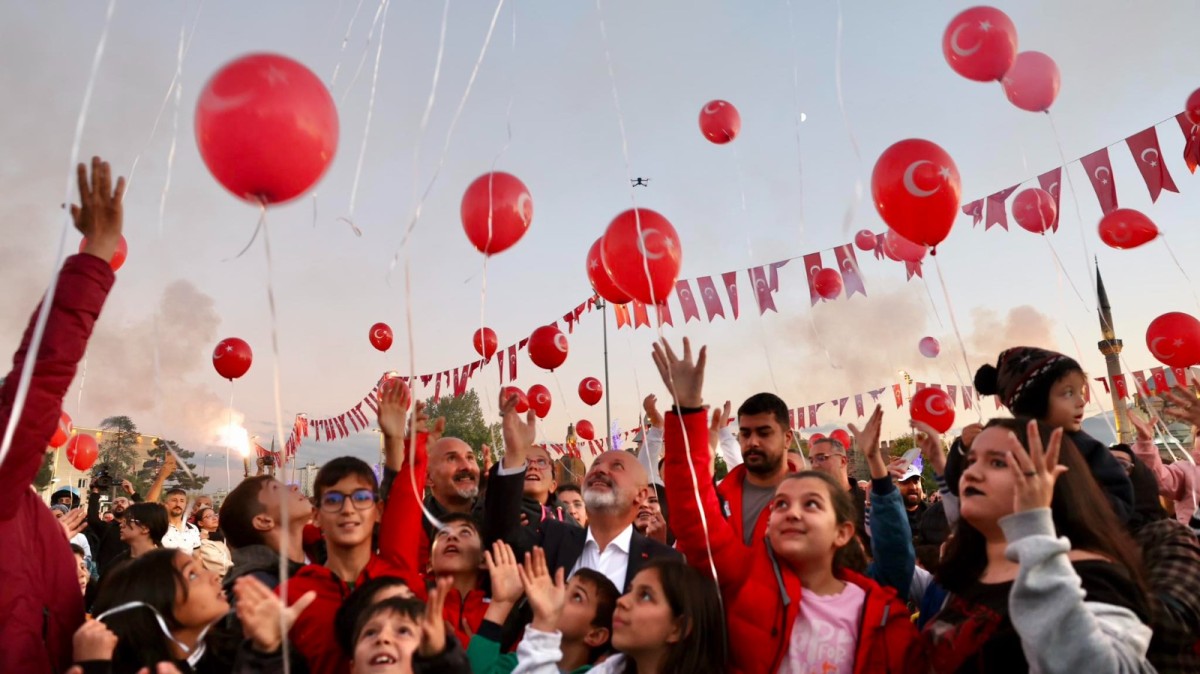 BAŞKAN ÇOLAKBAYRAKDAR’DAN 29 EKİM ‘AY YILDIZ TURU’ ÇAĞRISI