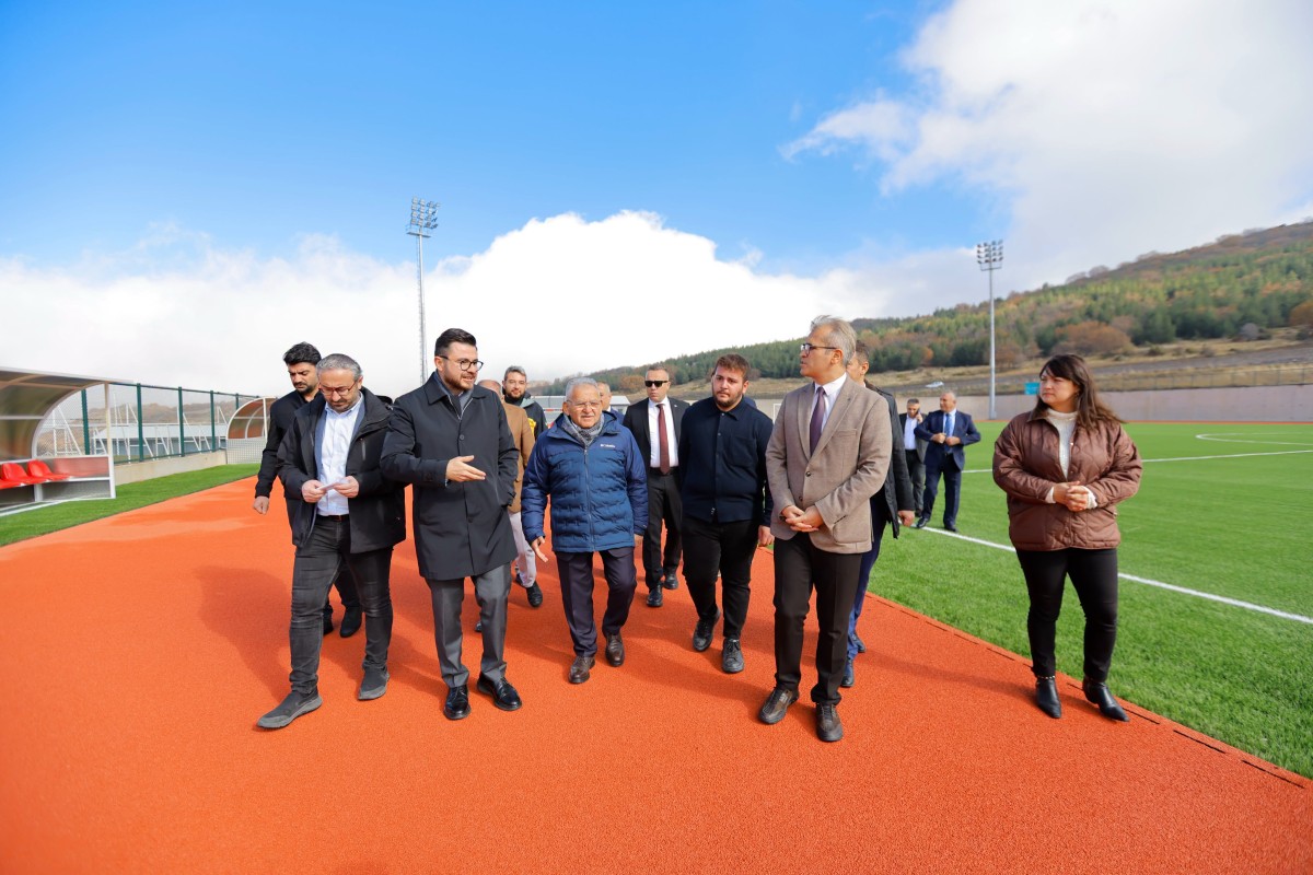 BAŞKAN BÜYÜKKILIÇ: “ERCİYES’E ATLETİZM PİSTİ KAZANDIRDIK”
